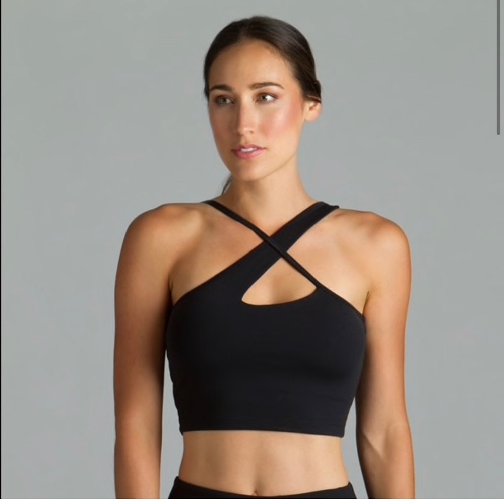 NWOT Kira grace black Victoria crop top  size small